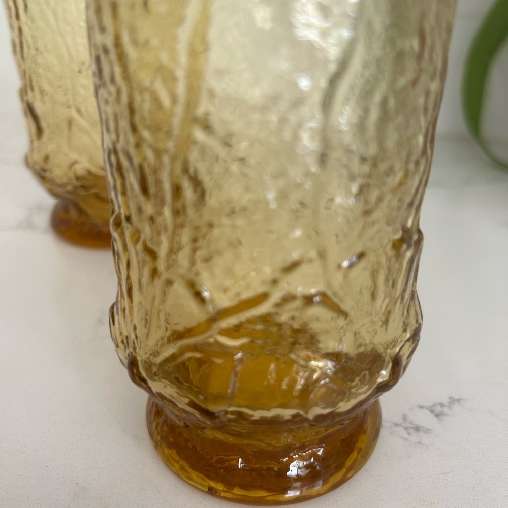 Anchor Hocking Rainflower Amber textured glass tumblers set of 2 - Picture 3 of 9